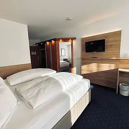 Hotel-restaurant Zum Schwanen ホテル ヴェルメルスキルヒェ