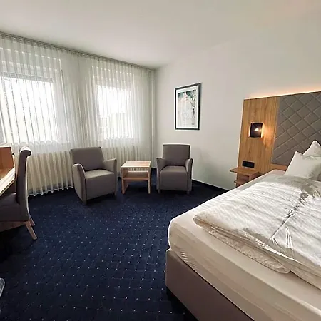 Hotel-restaurant Zum Schwanen ホテル ヴェルメルスキルヒェ