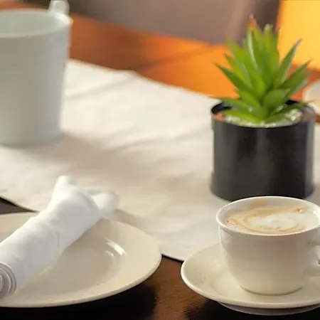 Hotel-restaurant Zum Schwanen ヴェルメルスキルヒェ