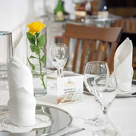 Hotel-restaurant Zum Schwanen ヴェルメルスキルヒェ