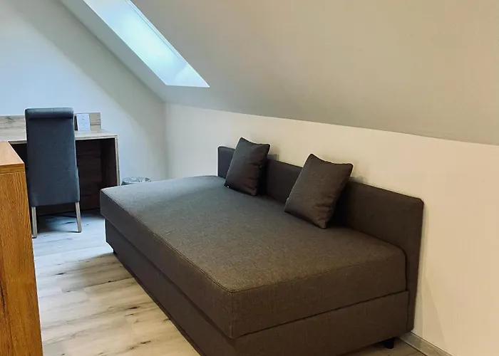 Отель Hotel-restaurant Zum Schwanen Вермельскирхен